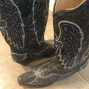 Women’s Corral Wing and Cross Snip toe Boots